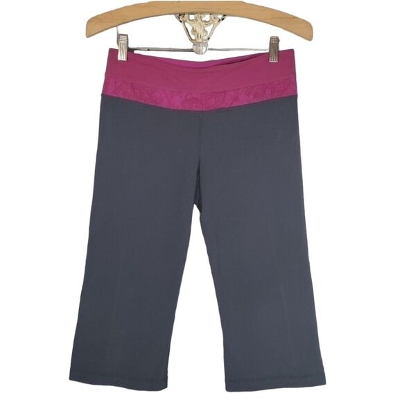 Lululemon gray raspberry groove crop pants 6 - Picture 1 of 7